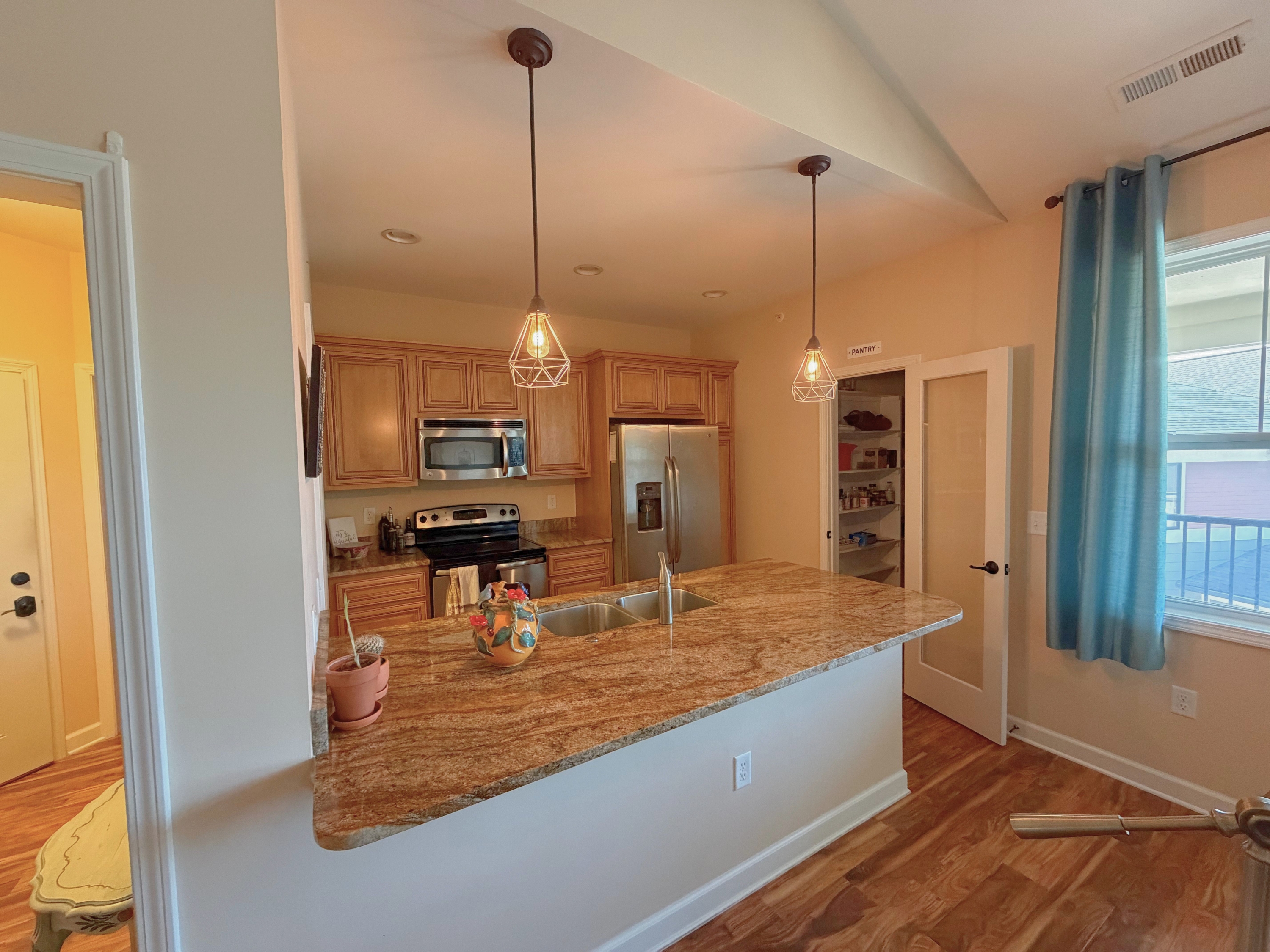 1129 Foster Road - 1129